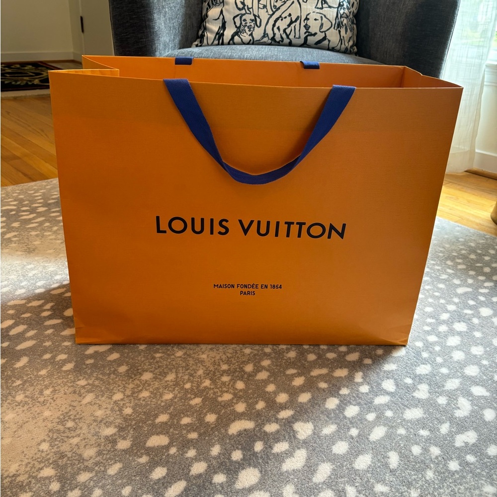 Louis Vuitton XL shopping bag